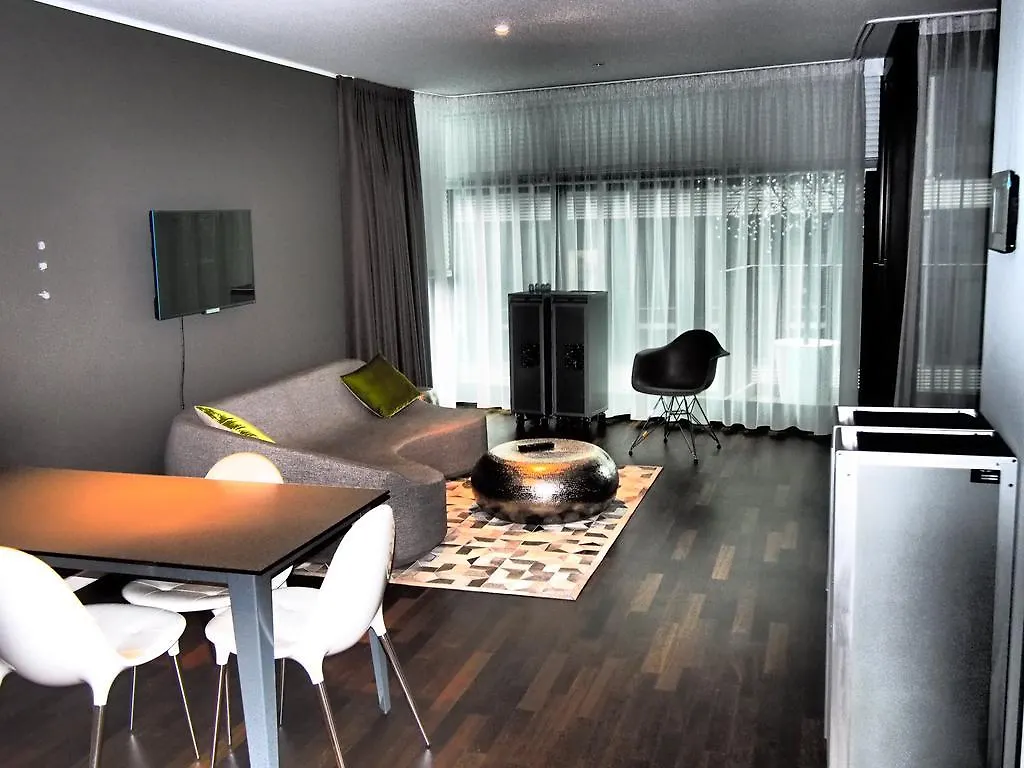 Domapartment Cologne City Domblick 0*,